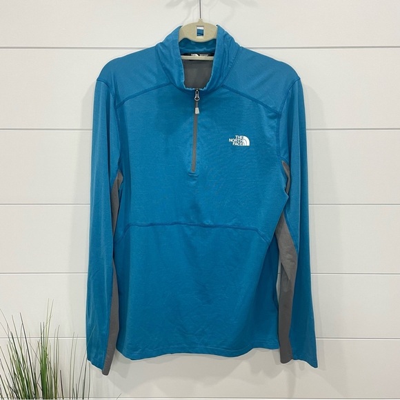 The North Face Men's Lightweight Mid-Layer Quarter Zip Medium - Picture 1 of 9